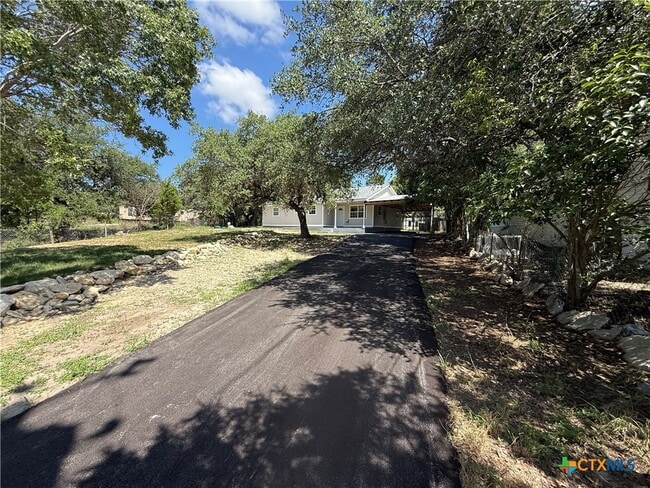 Building Photo - 560 Wickford Way