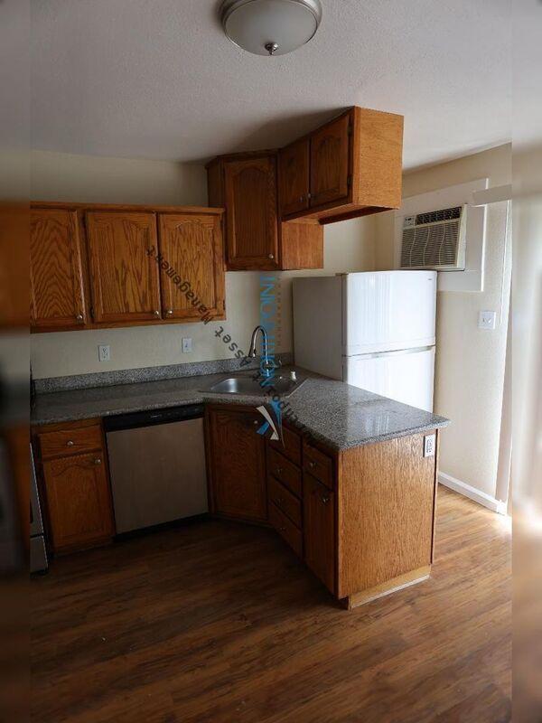 Building Photo - 1220 Browning Dr