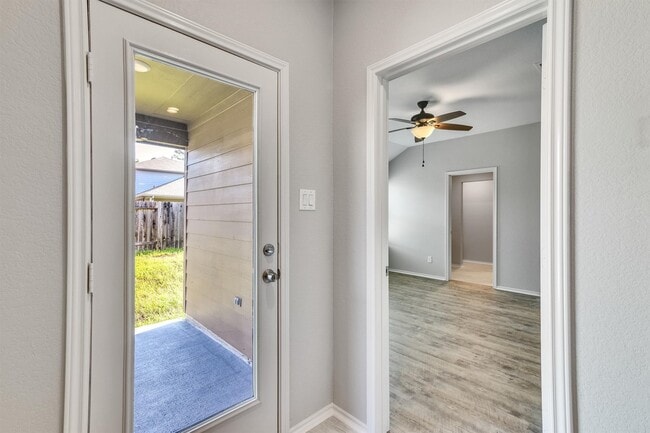 Building Photo - 16831 Silent Pines Ct