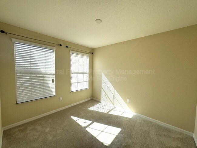 Building Photo - 3308 Rodrick Cir