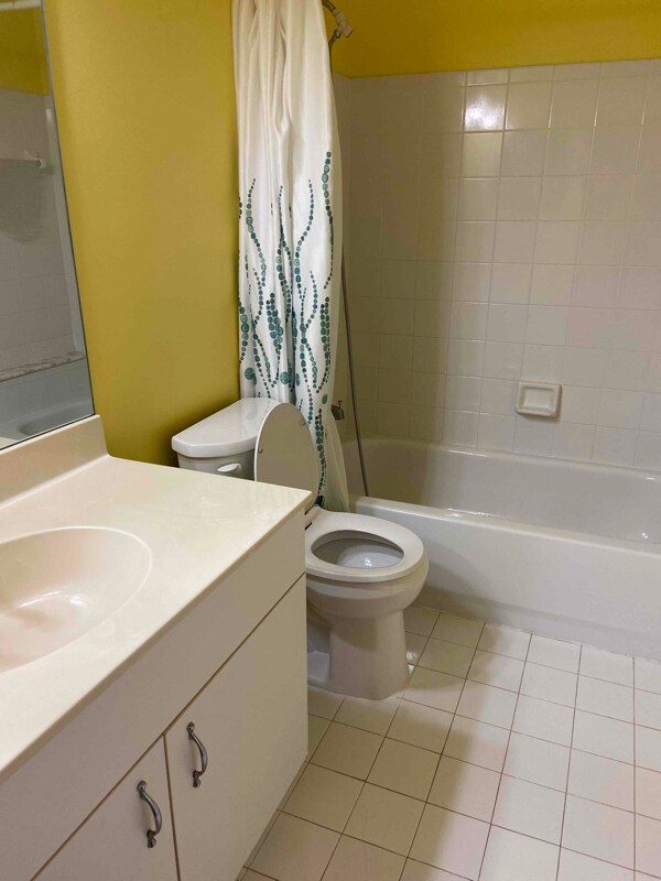 Building Photo - 124 federal and hypoluxo Guest