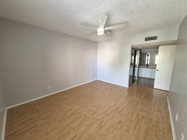 Building Photo - 8080 E Speedway Blvd