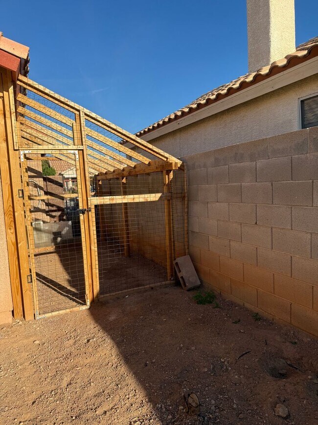 Building Photo - 216 Red Cloud Terrace