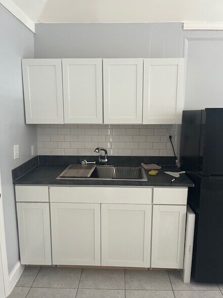 Building Photo - 150 Palmyra Dr