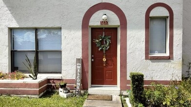 Building Photo - 1610 Little River Dr