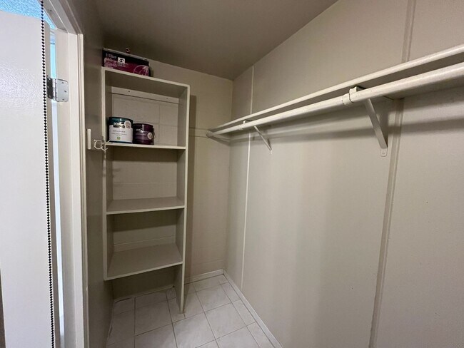 Building Photo - Valleyview Melemanu (Mililani) - 1 bedroom unit with remodeled kitchen and parking