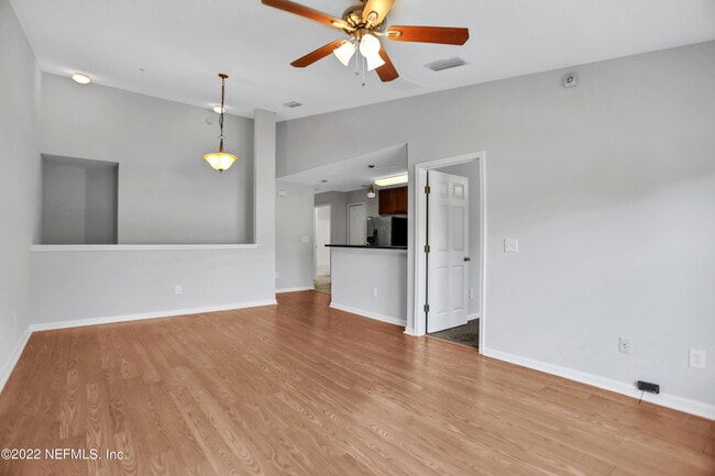 Building Photo - 7051 Deer Lodge Cir