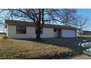 Building Photo - 50006 Del Ra Dr