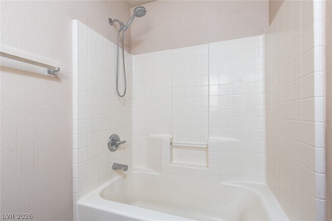 Building Photo - 5163 Tunnel Falls Dr