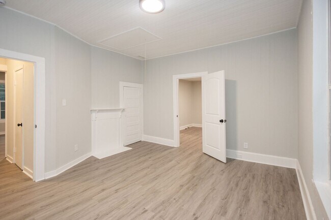 Building Photo - 531 N 9th St
