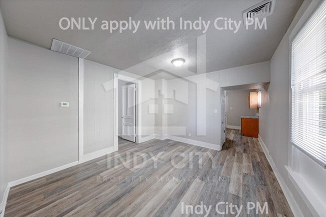 Building Photo - 53 E Raymond St