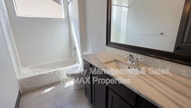 Building Photo - 10250 Hewlett's Gulch Ct