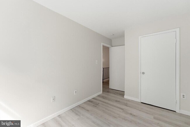 Building Photo - 4200 Gerry Ln