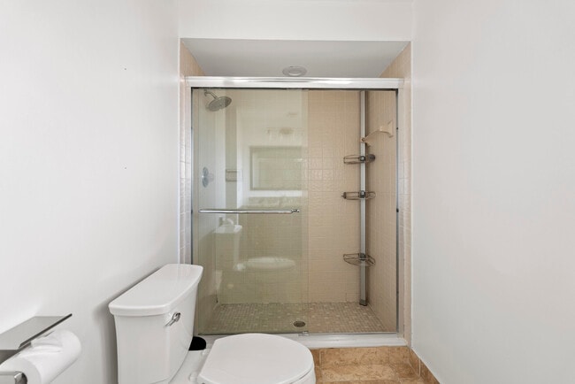 Building Photo - 216 Old Meadow Way