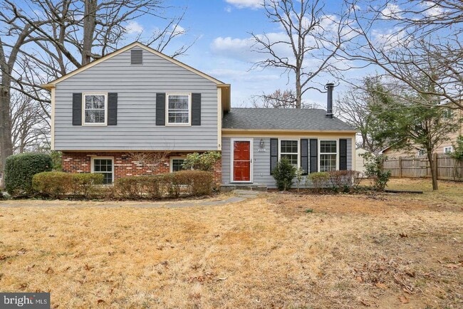 Primary Photo - 800 Rosemere Ave