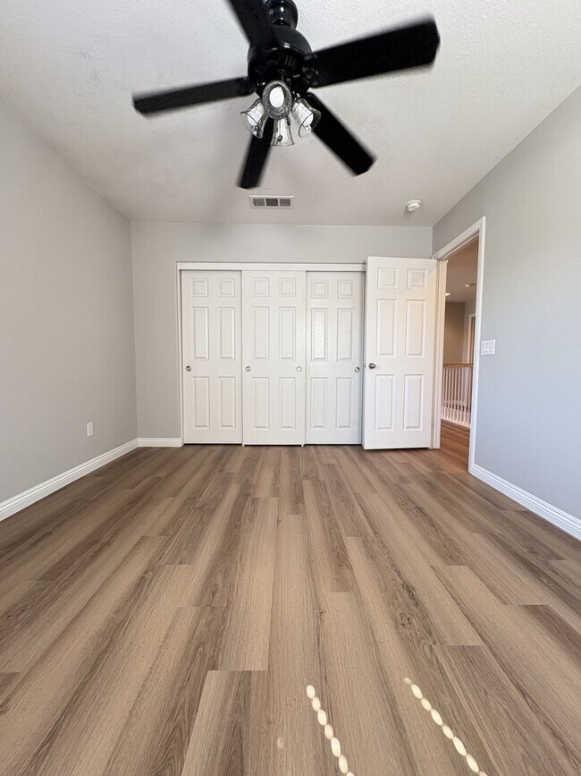 Building Photo - 4 Bed 3 Bath Home for Rent in Murrieta