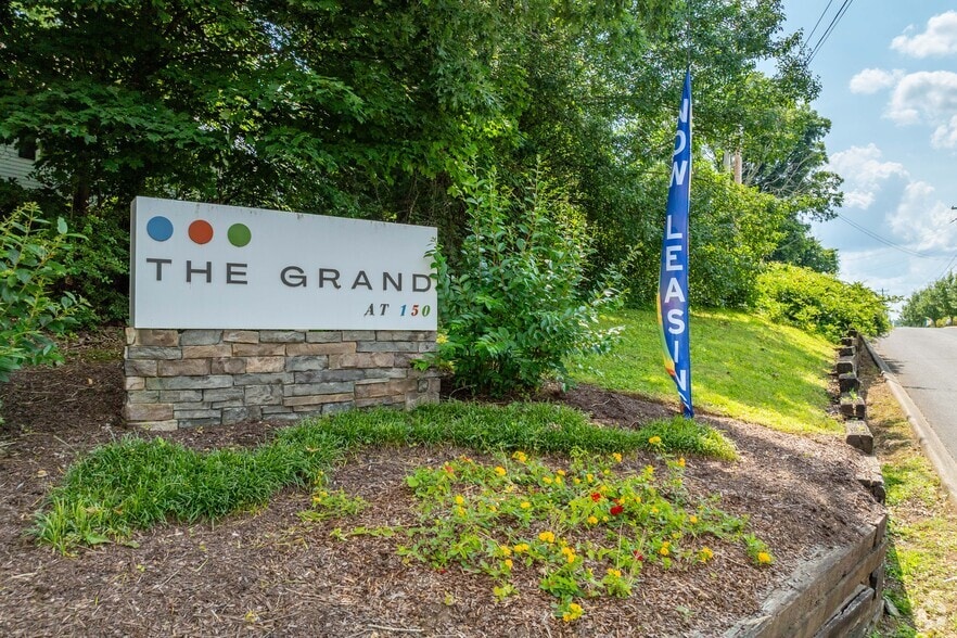 Primary Photo - The Grand at 150