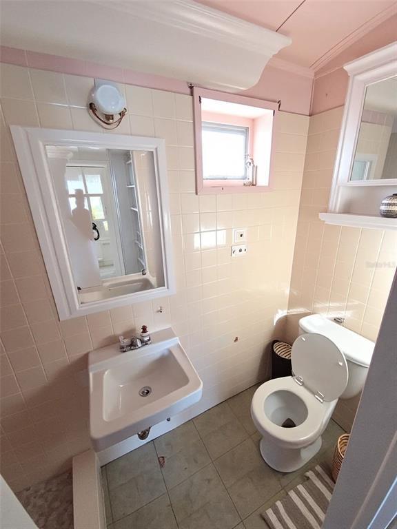 Building Photo - 3513 Westchester Dr