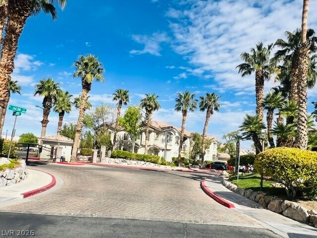 Building Photo - 1320 Red Gable Ln