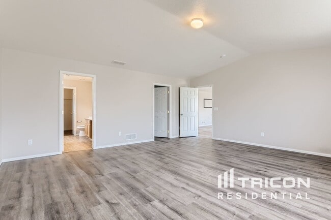 Building Photo - 10191 Altura St