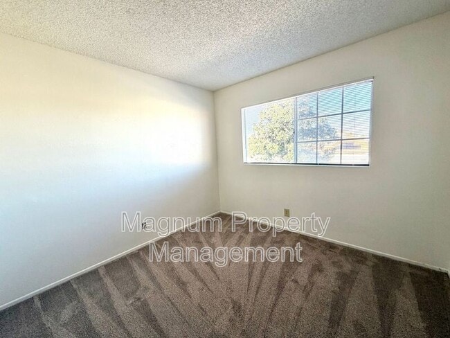 Building Photo - 25343 Ceremony Ave