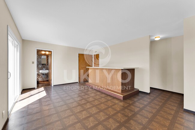 Building Photo - 4081 Oak Hill Rd