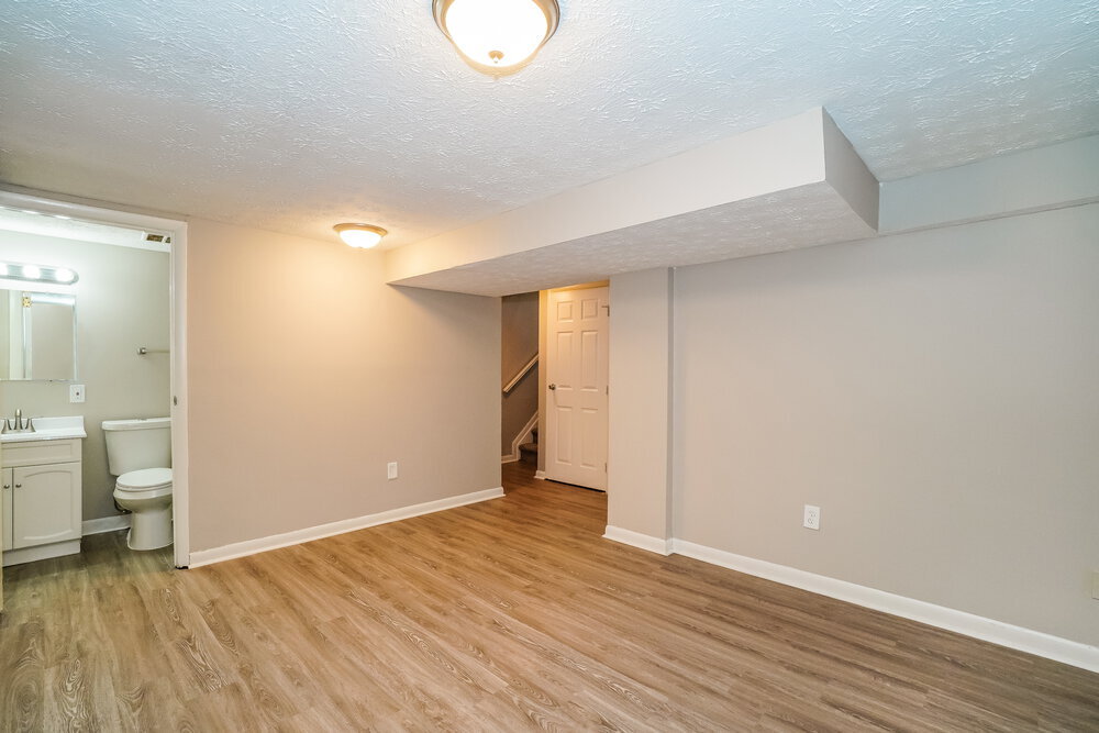 Building Photo - 2557 Brunswick Dr