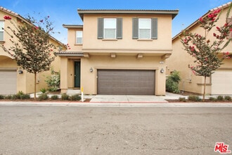 Building Photo - 1406 Turin Ln