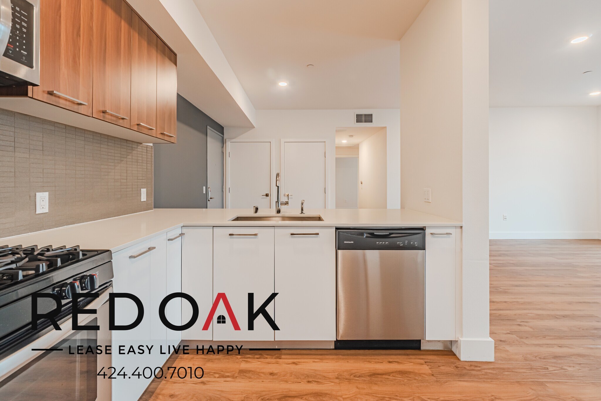 Building Photo - 5727 La Mirada Ave