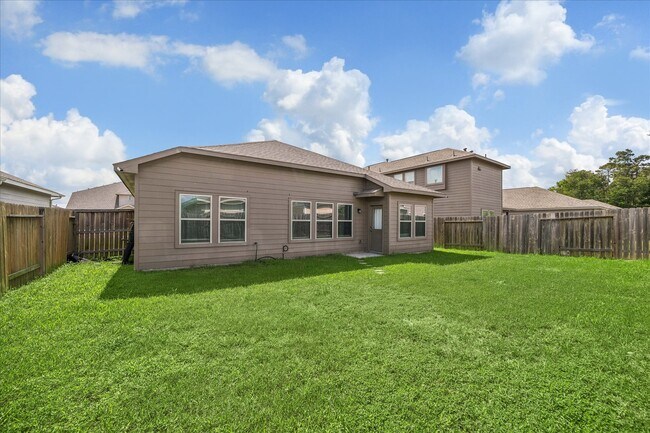 Building Photo - 10750 Nyla Spring St