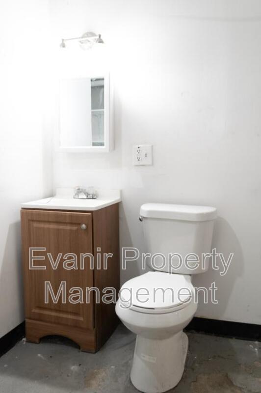 Building Photo - 2908 Ghent Ave