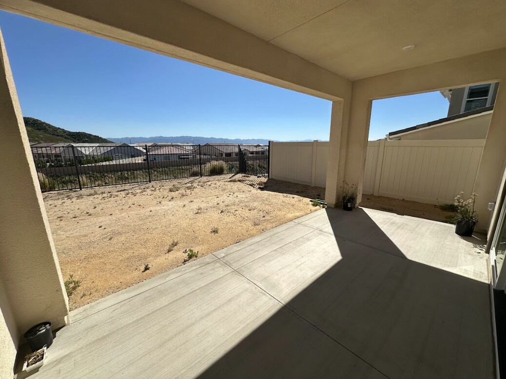 Building Photo - 24392 Calle La Roca