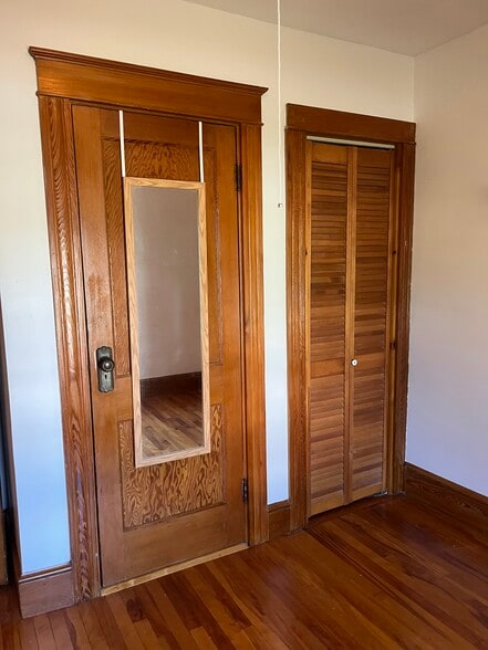 Bedroom storage - 28 Caleb St