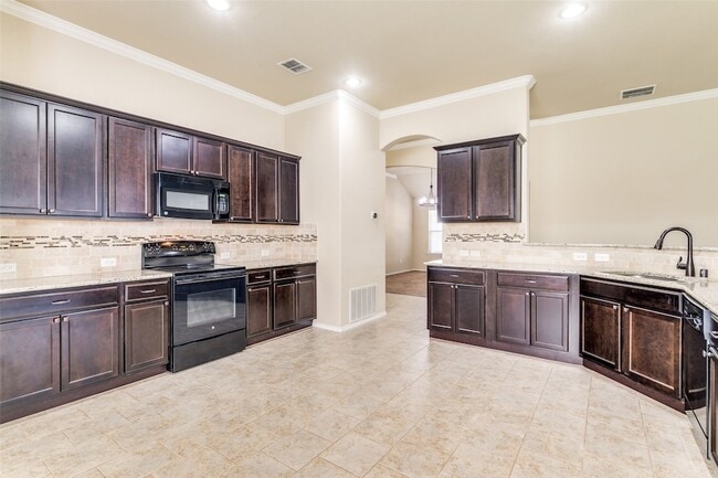 Building Photo - 11629 Champion Creek Dr