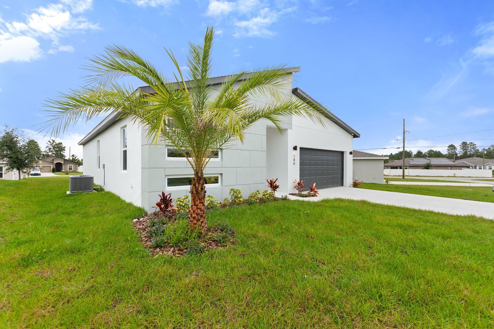 Building Photo - 186 Sweet Pea Ct