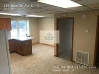 Building Photo - 119 Worden Ave E