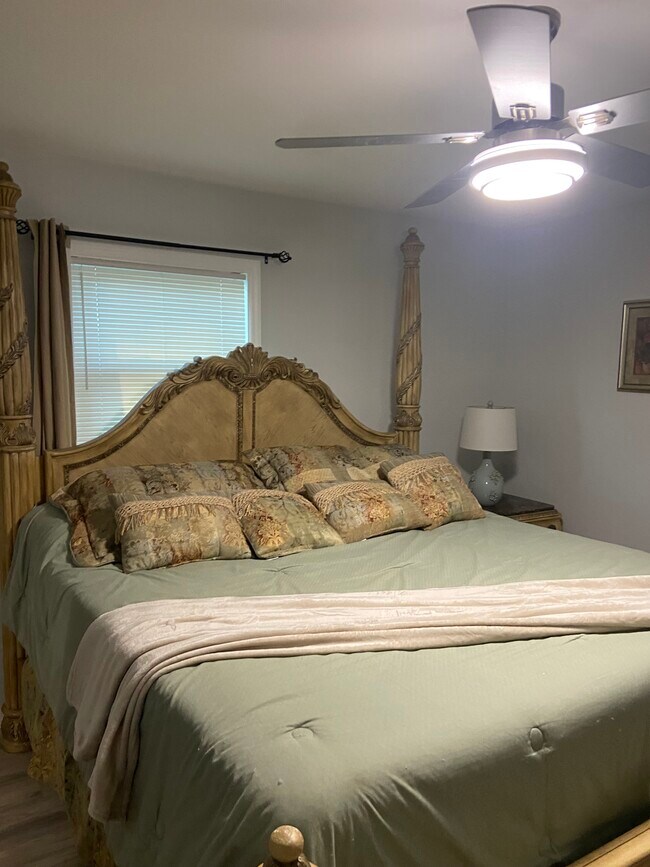 Building Photo - 2927 Forest Ln