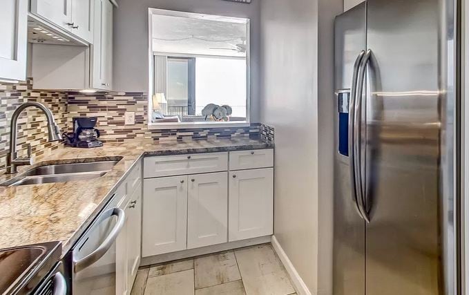 kitchen - 601 1st St S