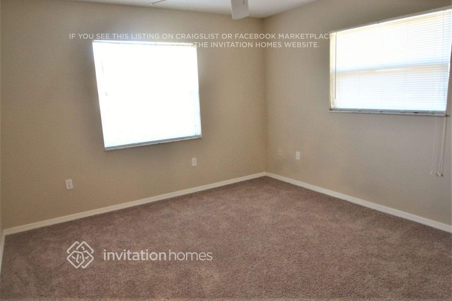 Building Photo - 433 Lake of the Woods Dr