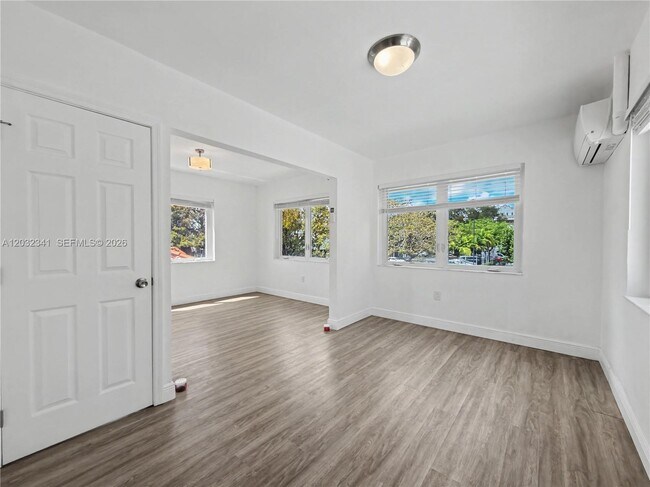 Building Photo - 350 Minorca Ave