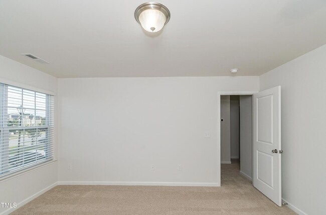Building Photo - 6733 Osprey Landing Dr