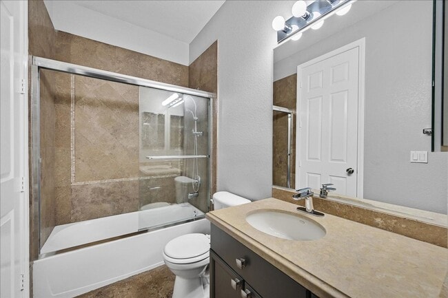 Building Photo - Fully Upgraded 5 Bedroom 4.5 Bathroom in Guard Gated Foothills Community!