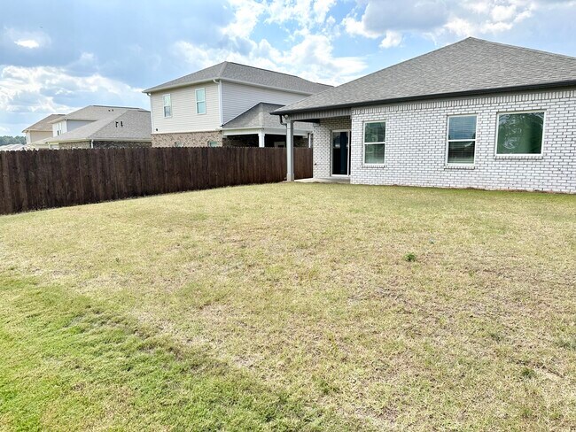 Building Photo - 4091 Textile Ln SW