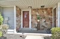 Building Photo - 2205 Ash Grove Rd