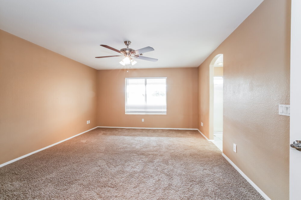 Building Photo - 2203 E Edna Ave