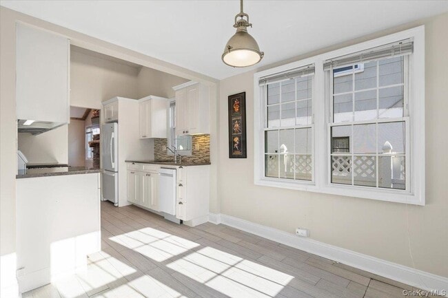 Building Photo - 12 Ridgeland Terrace