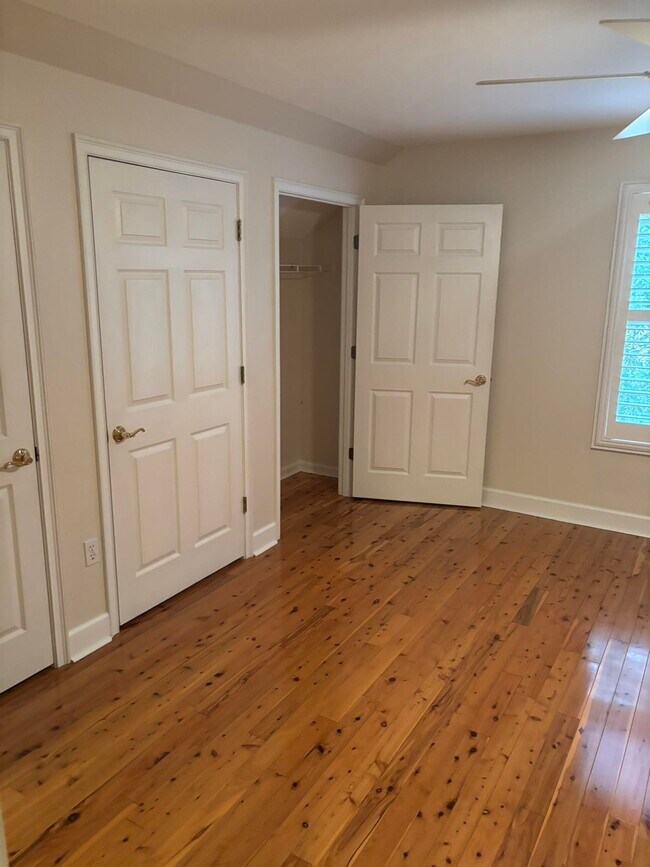 Building Photo - 8970 Eagles Ridge Dr