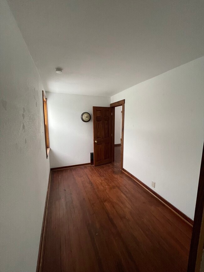 Building Photo - 119 N Wilbur Ave