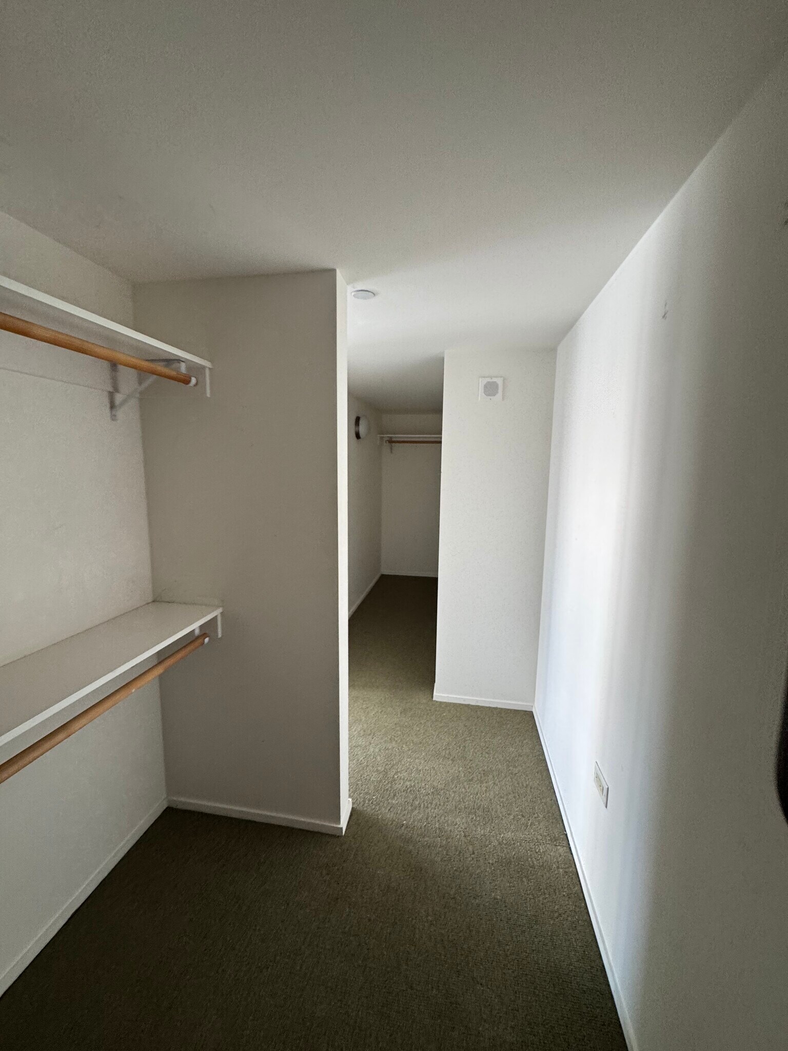 Closet - 255 N Sierra St