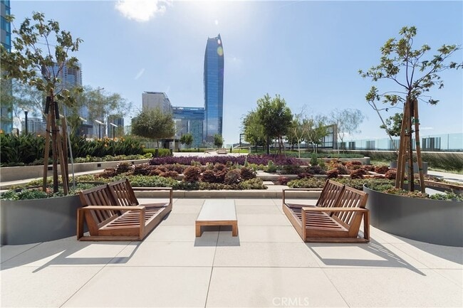 Building Photo - 889 Francisco St